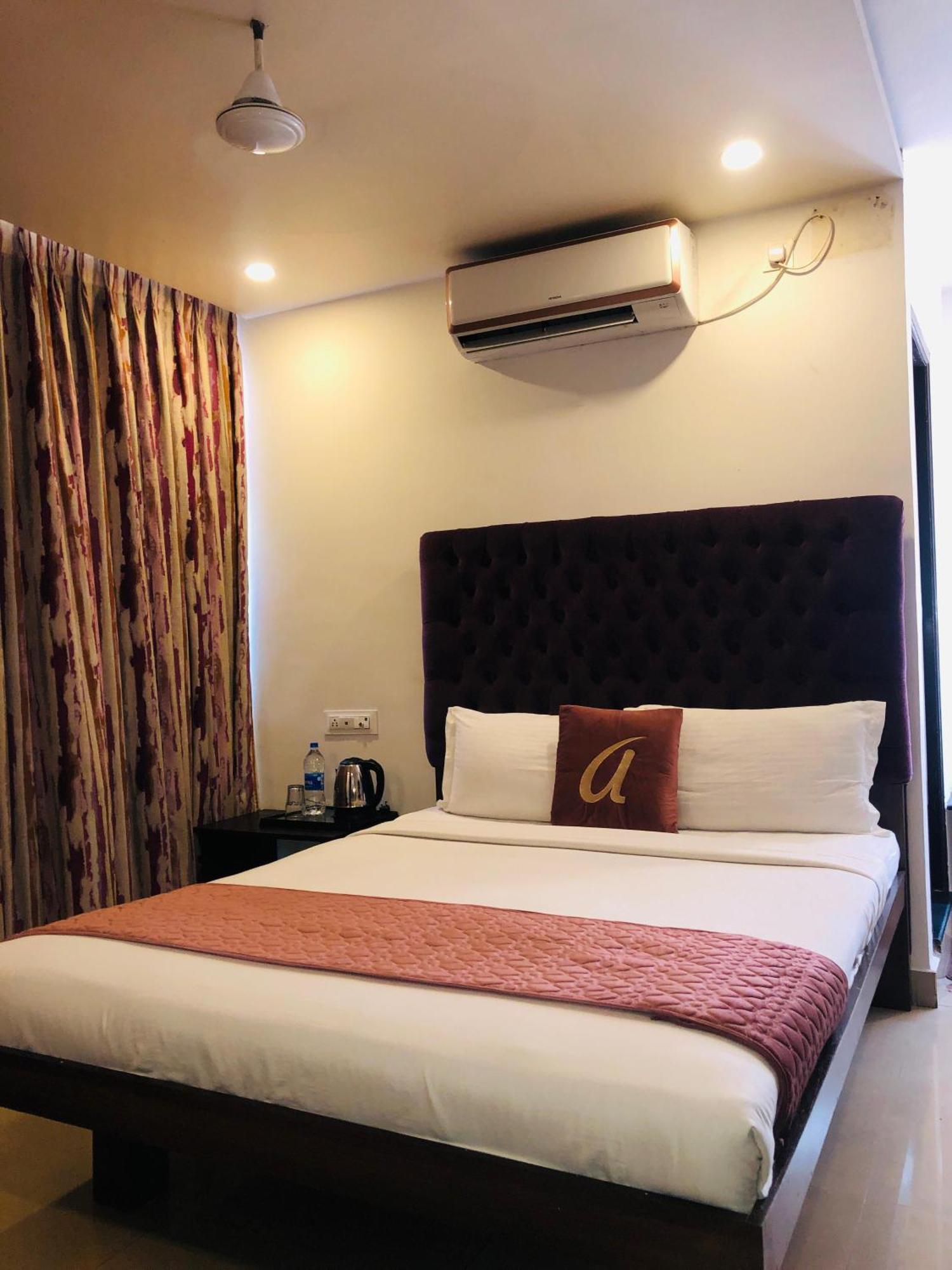 Astra Hotels & Suites - Hsr Layout Sector 1, Near Ecospace Bellandur Bangalore Exteriör bild